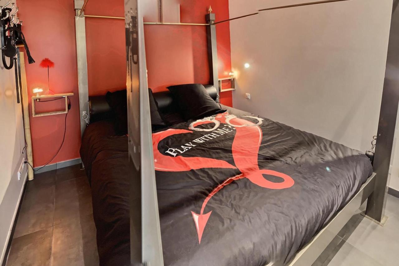 Le Donjon Villa Bdsm Port Nature Village Cap D'Agde Naturiste Eksteriør billede
